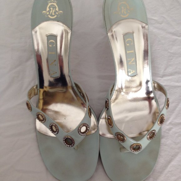 Woman's Gina, Gold , heels/sandals used sz 7 - Picture 1 of 6